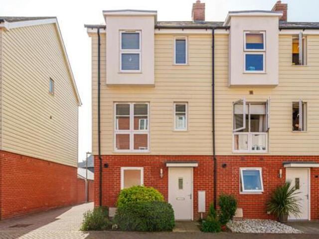 House for sale in Barton Stacey, Hampshire