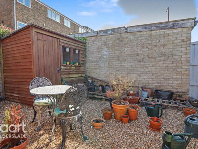 Cottage for sale in Snodhurst, Chatham