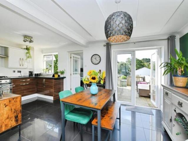 Cottage for sale in Mount Wise
