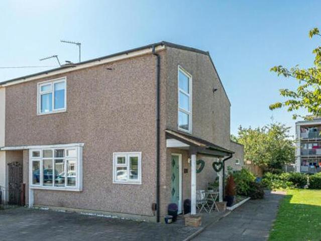 House for sale in Lower Halliford, Surrey