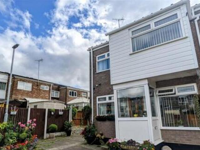 House for sale in Digmoor, Roby Mill