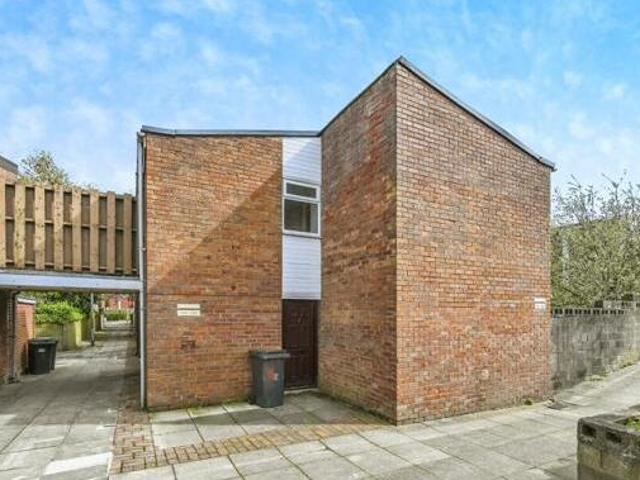 House for sale in Town Centre, Roby Mill