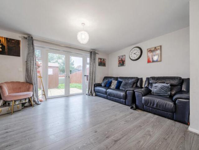 Cottage for sale in Erith, Greater London