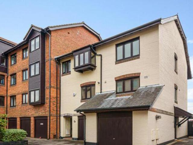 House for sale in Chilworth Old Village, Test Valley