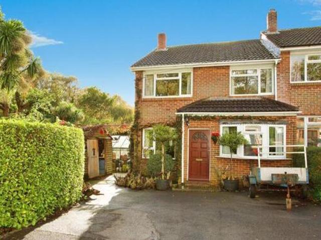 House for sale in Barton Stacey, Hampshire