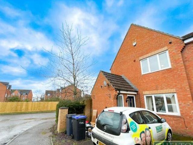 House for sale in Northampton, Northamptonshire