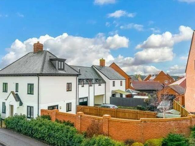 House for rent in Lyons, Greater London