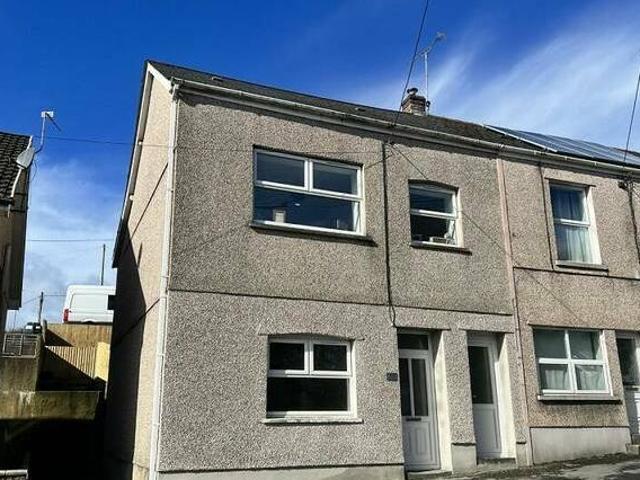 House for rent in Lyons, Greater London