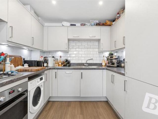 Cottage for sale in Gravesend, Gravesham