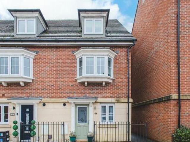 House for sale in Swindon