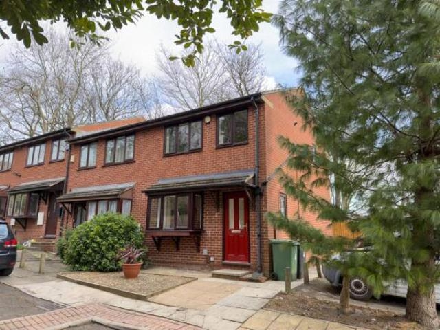 Cottage for sale in Woodhouse, West Yorkshire
