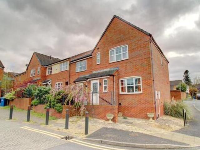 House for sale in Kettlebrook, Staffordshire