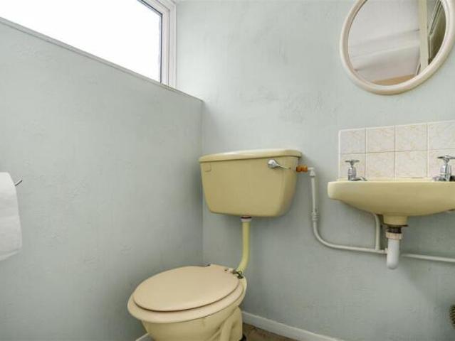 Cottage for sale in St Albans, Five Acres