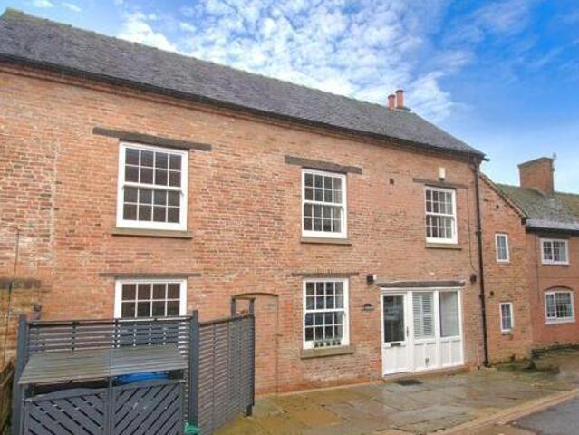 House for sale in Froggatt, East Midlands