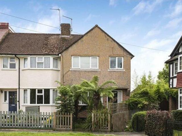 House for sale in Twickenham, Greater London