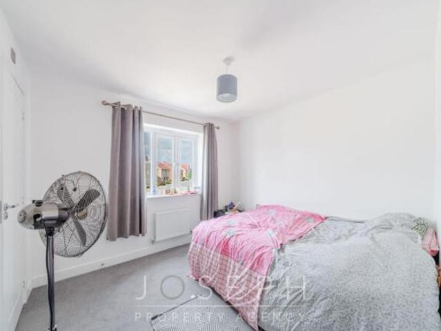 Cottage for sale in Chelmondiston, Suffolk