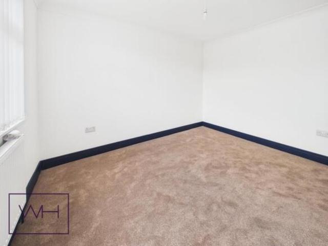 Cottage for sale in Balby, South Yorkshire