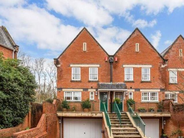 House for sale in Virginia Park, Runnymede