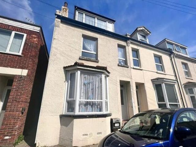 House for sale in Walton-on-the-Naze, Tendring