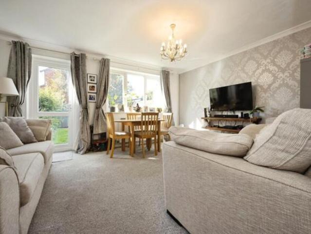 Cottage for sale in Bedford Square, Houghton Regis