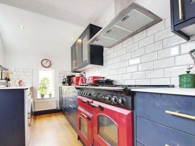 House for sale in Watford Heath, North Watford