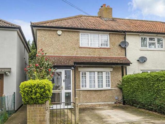 House for sale in Watford Heath, Watford