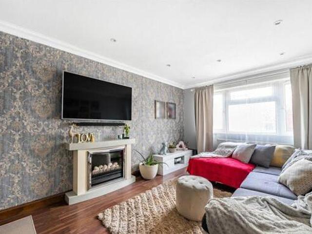 House for sale in North Watford, Hertfordshire