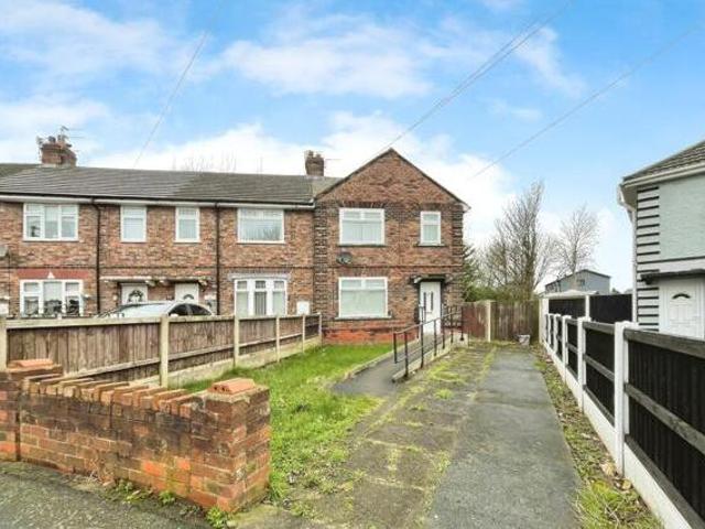 House for sale in Widnes
