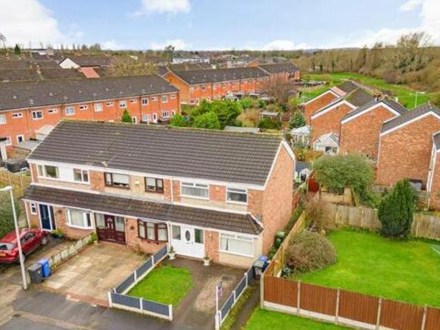 House for sale in Widnes