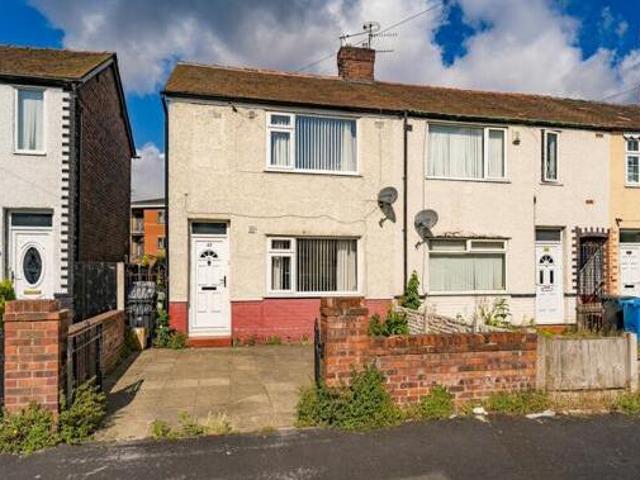 House for sale in Widnes, Liverpool City Region