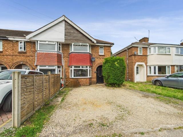 Terraced House for sale in Worcester