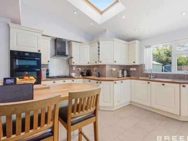 Cottage for sale in Enfield, Greater London
