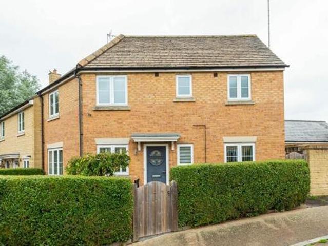 House for sale in Madley Park, Black Bourton