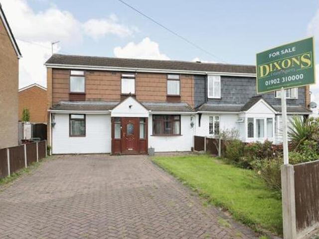 House for sale in Wednesfield, West Midlands