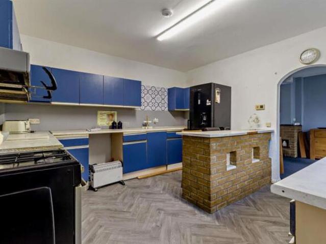 Cottage for sale in Campsall, Doncaster