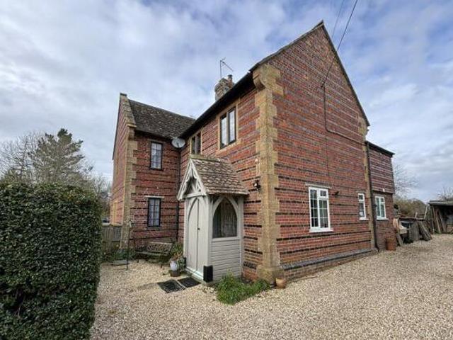 House for sale in Yeovil, Somerset