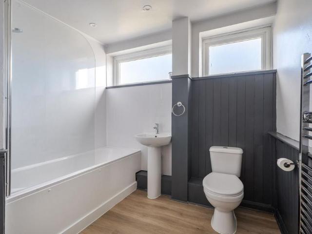 House for rent in London Borough of Lewisham, Lower Sydenham
