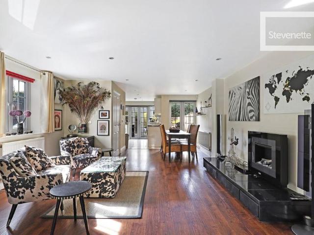 House for rent in Coopersale Street, Epping