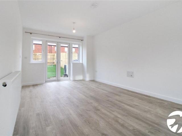 House for rent in Castle Hill, Monks Orchard