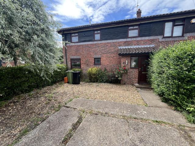 House for rent in Queens Park, Billericay