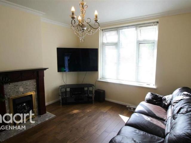 House for rent in Becontree, Greater London