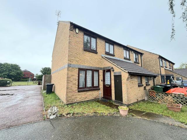 House for rent in Swanscombe and Greenhithe, Monks Orchard