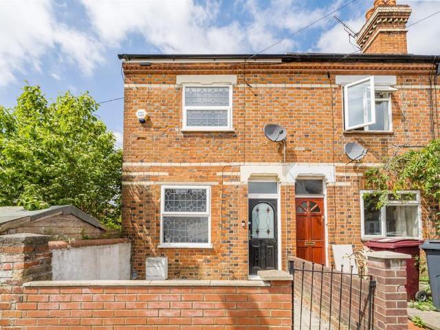 House for rent in Newtown, Reading