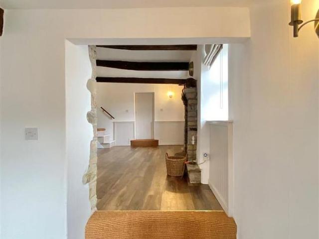 House for rent in Charlesworth, East Midlands