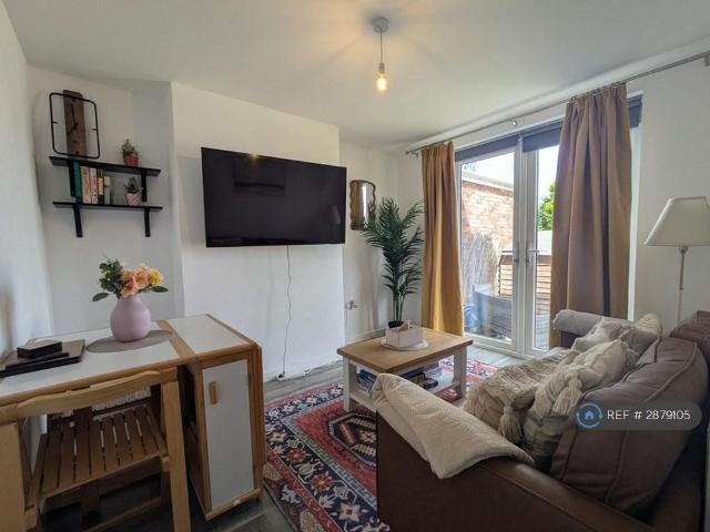 House for rent in Kingswood