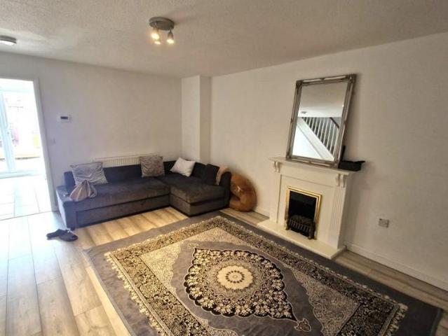 House for rent in Thamesmead, Greater London