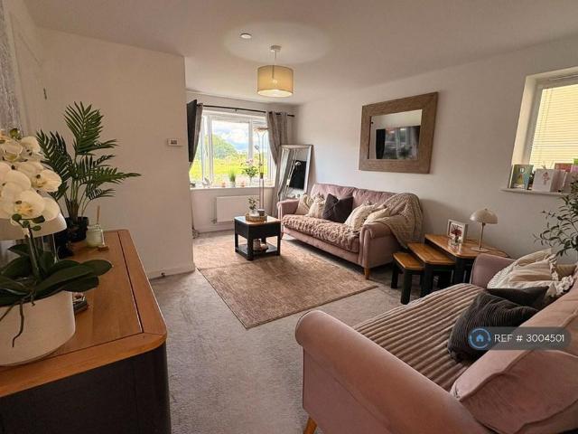 House for rent in Deans Hill, Wales