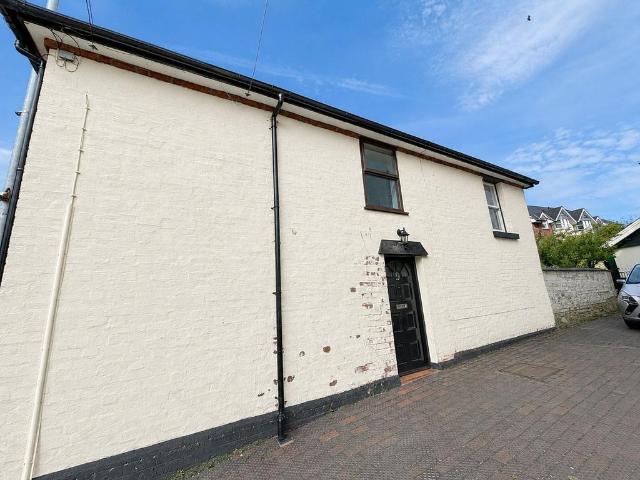 House for rent in Llanidloes, Wales