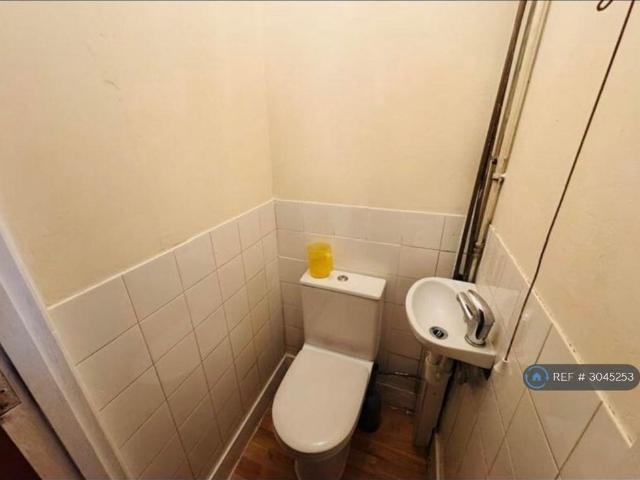 House for rent in Southall Green, Greater London