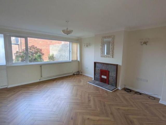 House for rent in Bracklesham, Chichester